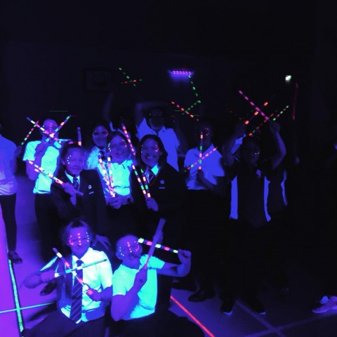 28468638_965000316973990_8270316892434006842_n